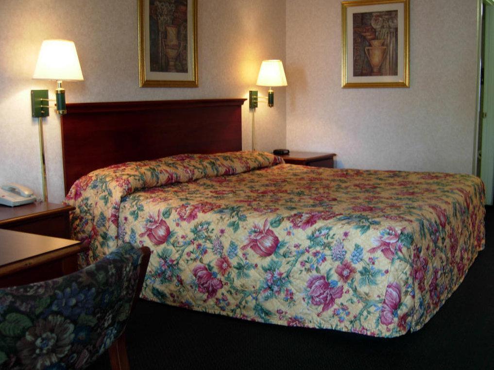 America'S Best Inn & Suites - Decatur Extérieur photo